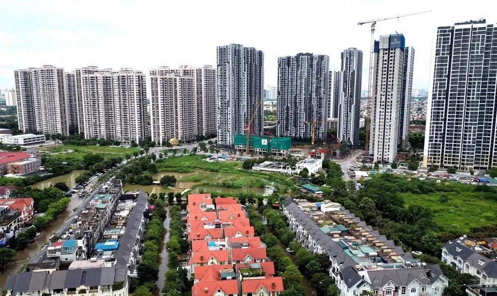 Tổng Quan Thị Trường Bất Động Sản Hà Nội Năm 2025